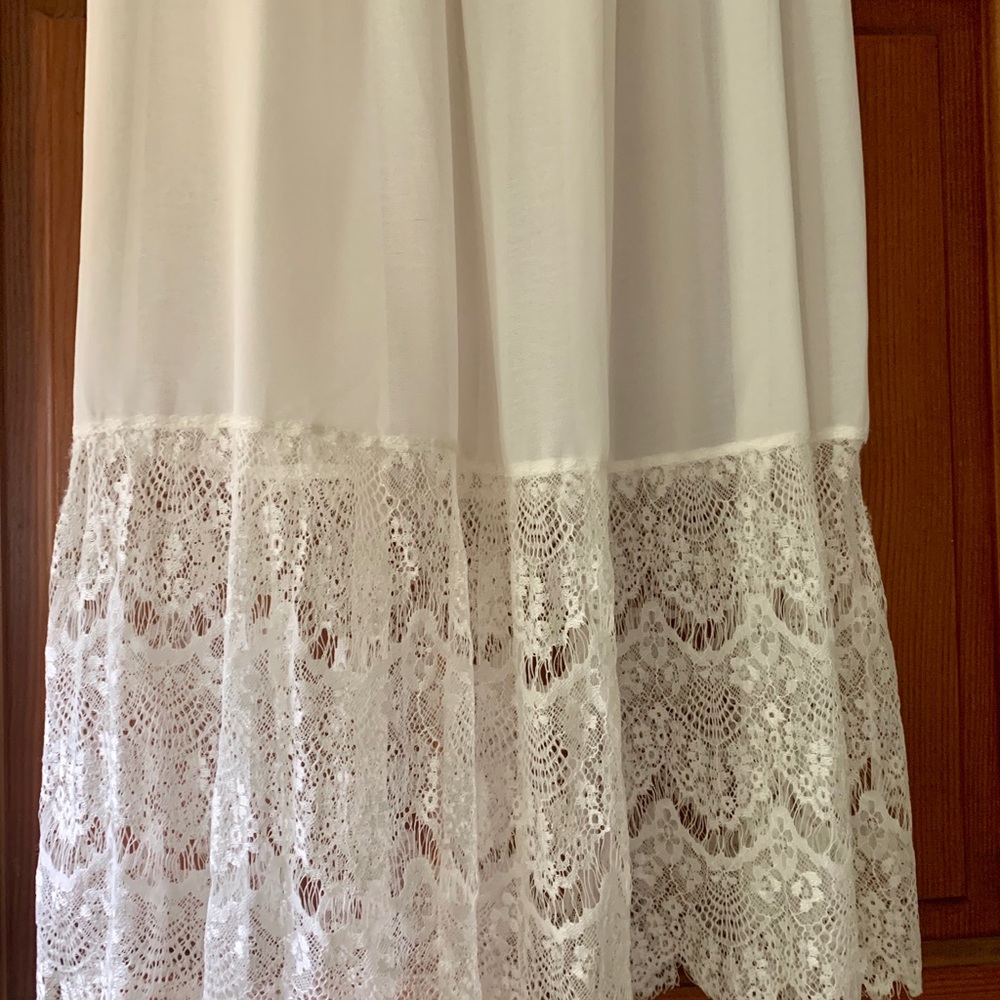 White Maxi Skirt with white lace detailing, size S - Picture 2 of 4
